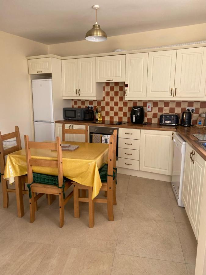 Glengesh Court. Ardara Town Centre. Apartamento Exterior foto